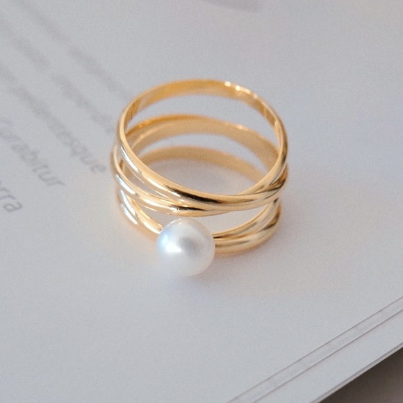 Gold Crossover Pearl Ring Size 6 - Picture 2 of 7